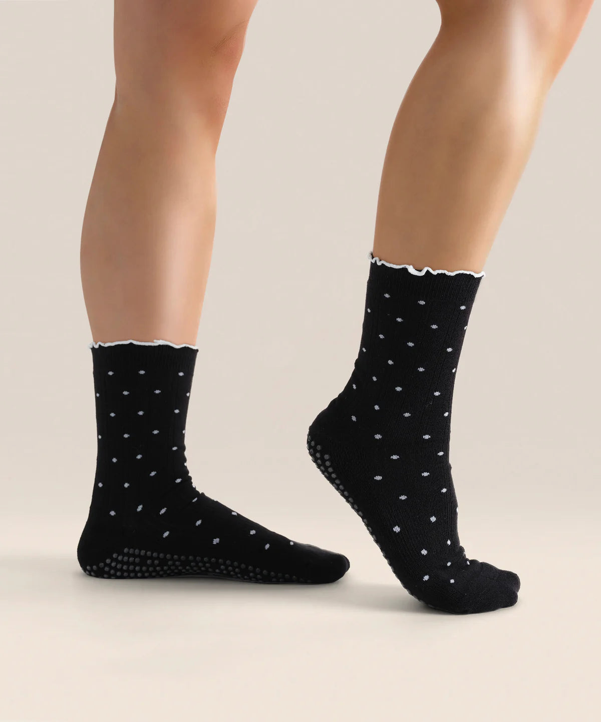 Crew Non Slip Grip Socks - Black Polka Ruffle
