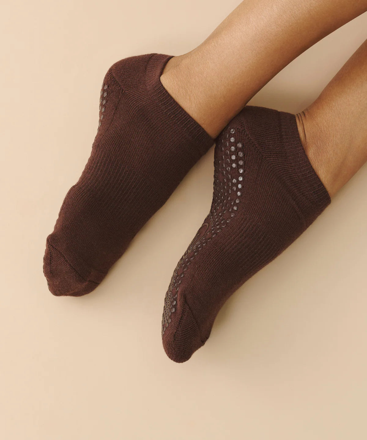 Low Rise Ankle Grip Socks - Espresso