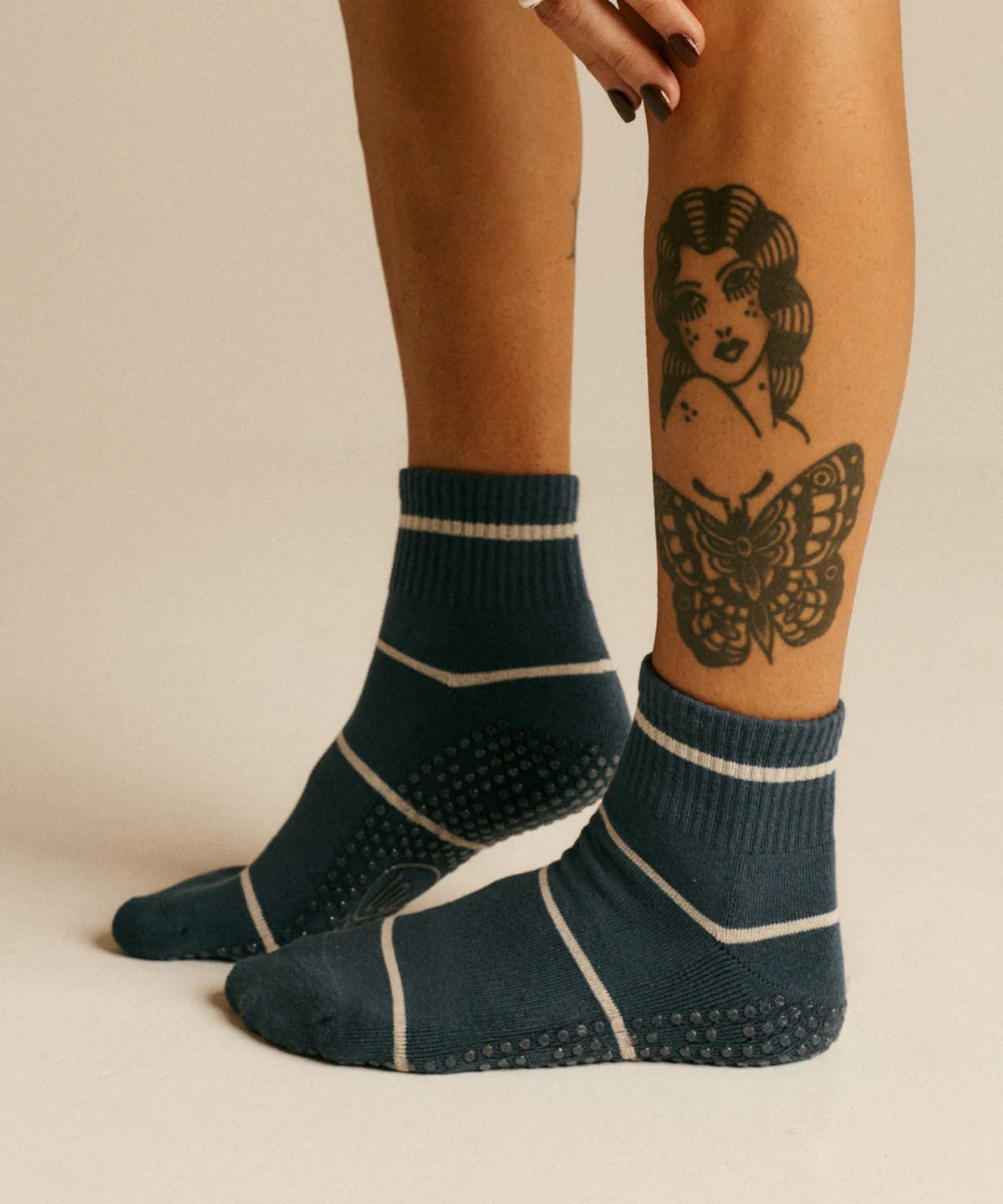 Quarter Crew Non Slip Grip Socks - Baseline Navy
