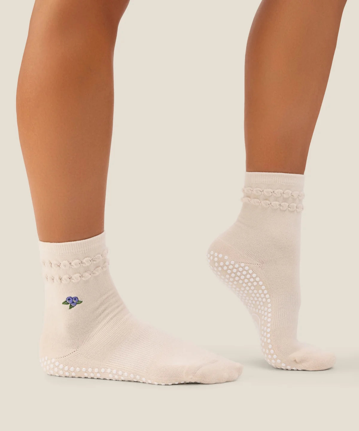 [MoveActive] Crew Non Slip Grip Socks - Blueberry Ruffle Oat