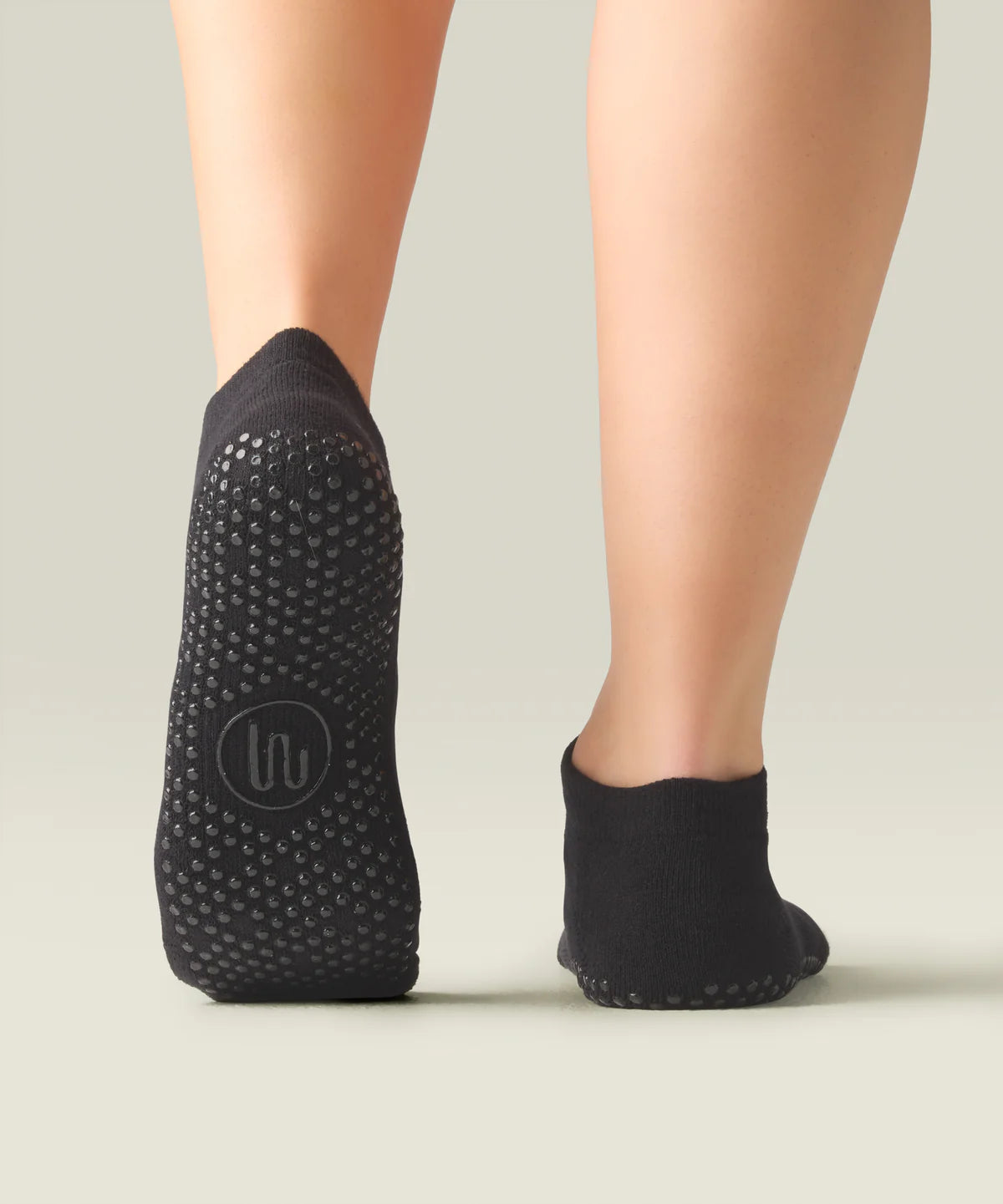 Low Rise Ankle Grip Socks - Classic Black