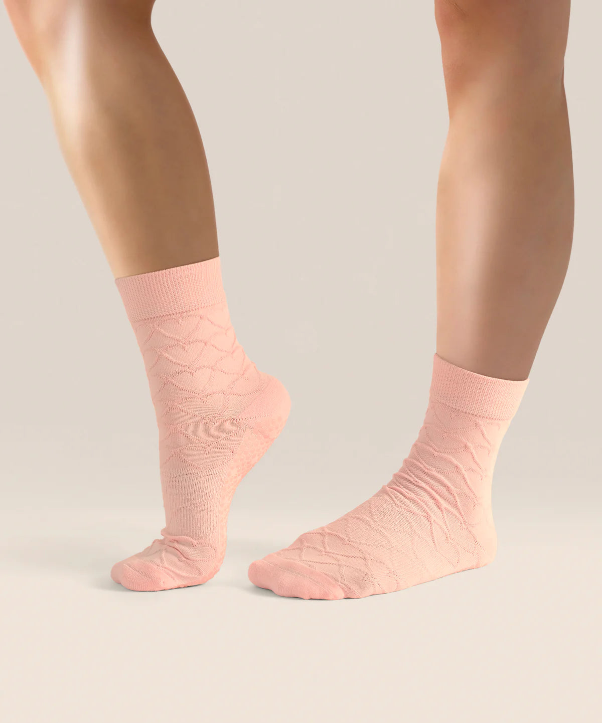 Crew Non Slip Grip Socks - Parfait Pink Hearts