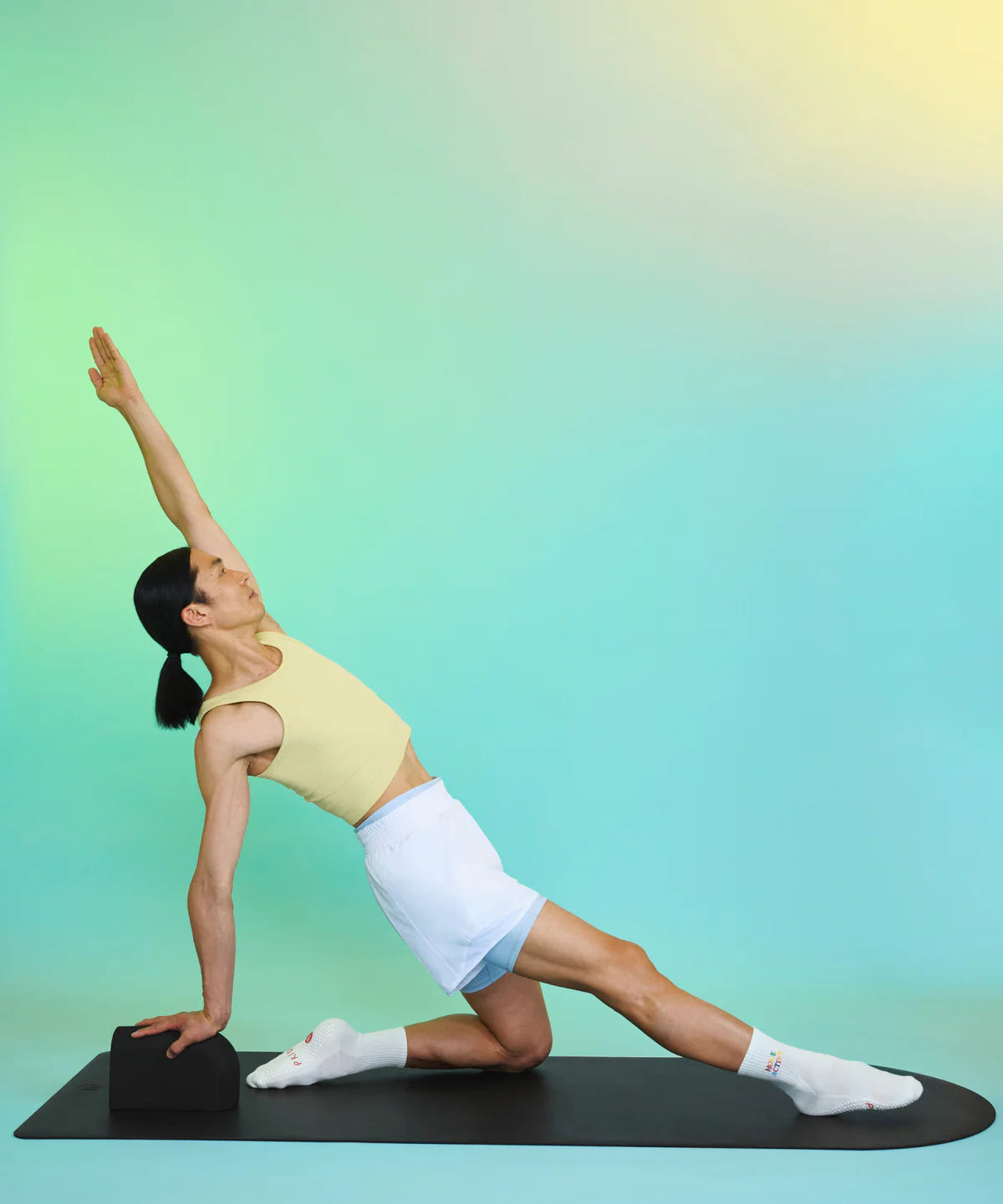 Crew Non Slip Grip Socks - Signature Rainbow Ivory